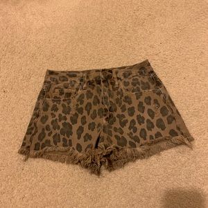 Blank NYC shorts